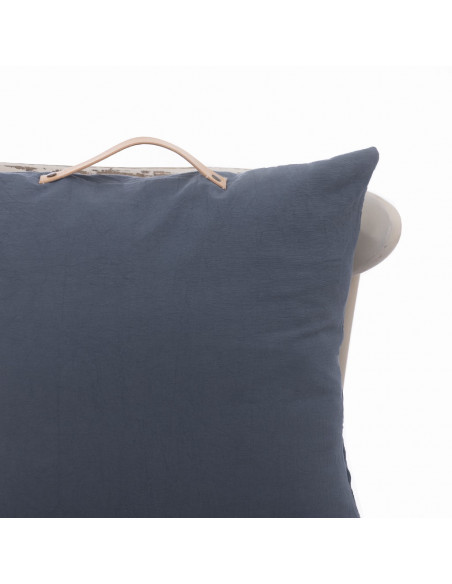 Almohadón Cuadrado  - Manijon Cuero