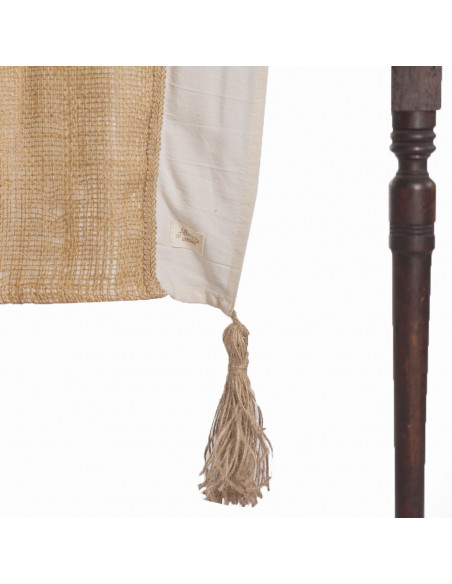 Camino de Mesa -   Tusor, Centro de Arpillera & Borlas