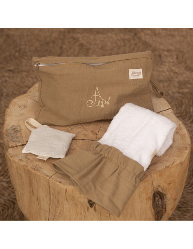 Neceser Bordado Allegra  + Mini Toalla + Aroma