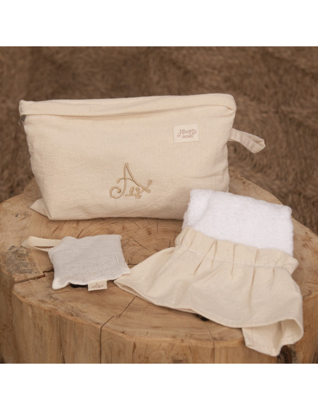 Neceser Bordado Allegra  + Mini Toalla + Aroma