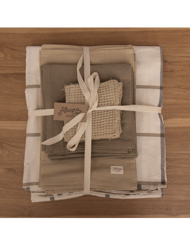 Combo Mesa Cuadros:  Mantel + 6 Ind + 6 servilletas + 6 posavasos