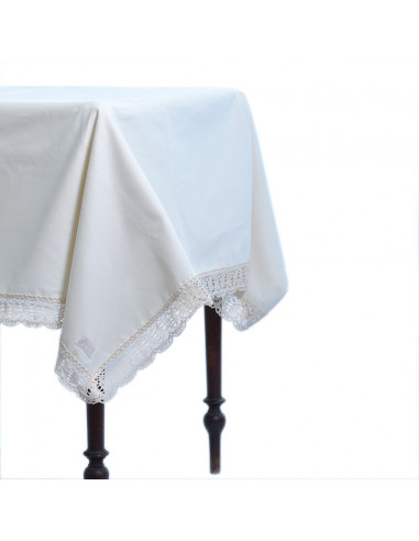 Mantel con Puntilla Ancha