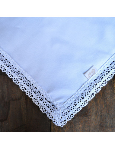 Mantel con Puntilla Ancha