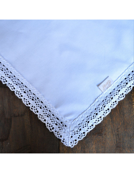 Mantel con Puntilla Ancha